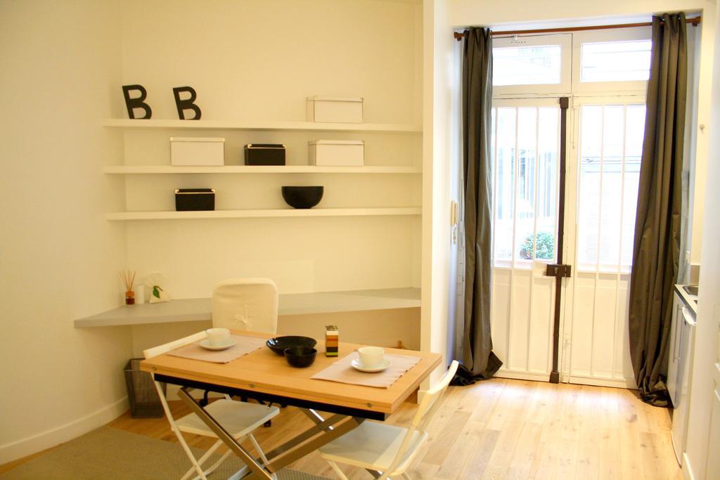 Palais Royal Paris, Rue D'argenteuil Vii Appartamento