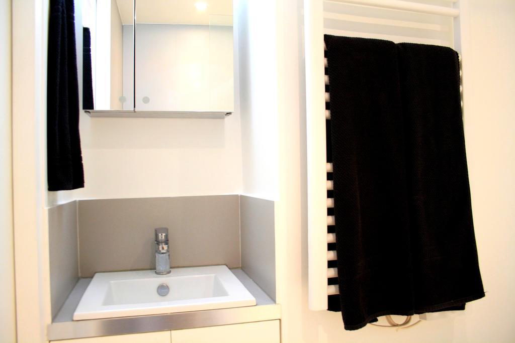 Apartment Palais Royal Paris, Rue D'argenteuil Vii Paris